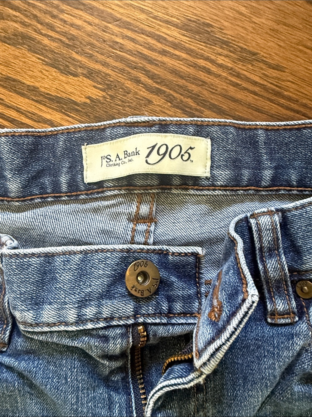 Jos A Bank 1905 Blue Denim Jeans with Contrast Stitching